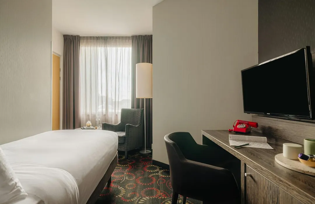 Leonardo Hotel Eindhoven City Center-1